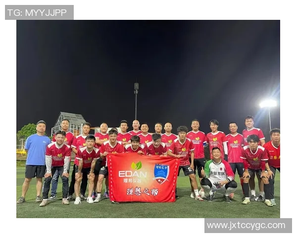 西安足球队的拼搏之路：一段不屈不挠的奋斗历程纪实